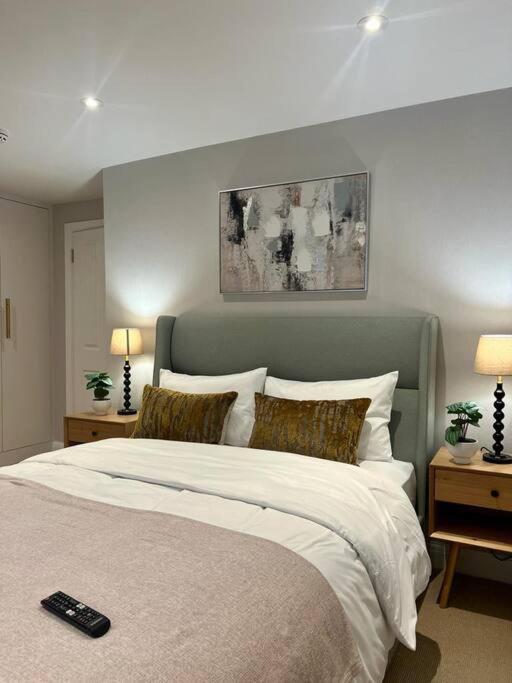 New Flat In Holland Park Apartment Лондон Екстериор снимка